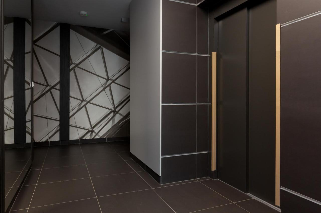 Forum Wola Jana Kazimierza Apartment By Noclegi Renters Warsaw Exterior photo